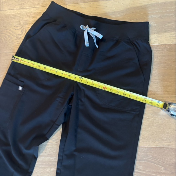 FIGS High Waisted Isabel Wide Leg Scrub Pants Black Large NWT NEW nurse doctor - Picture 14 of 16